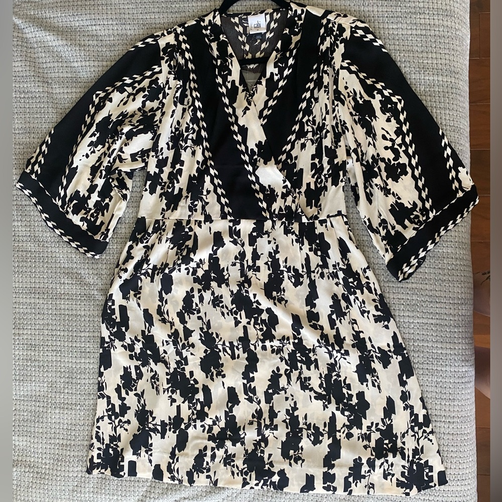 Cabi “X-Factor Dress” size M
